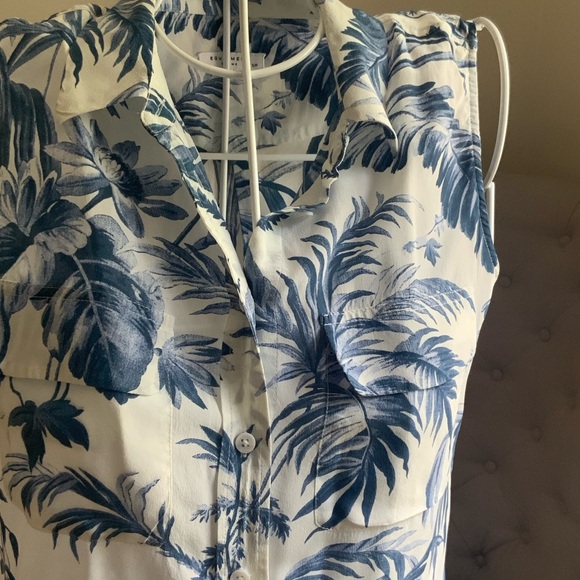 Equipment Blue and White Leaf Print Blouse - Picture 2 of 6